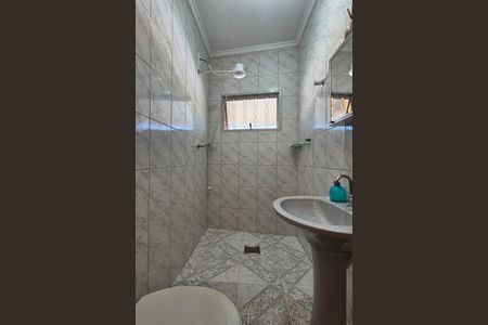 Casa à venda com 253m², 5 quartos e 4 vagasBanheiro de serviço