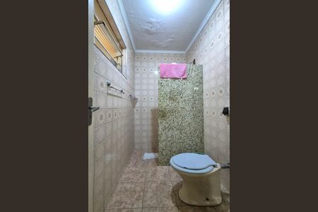 Casa à venda com 253m², 5 quartos e 4 vagasBanheiro