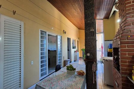 Casa à venda com 253m², 5 quartos e 4 vagasÁrea comum - Churrasqueira