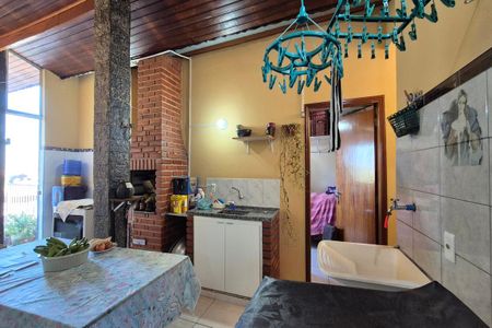 Casa à venda com 253m², 5 quartos e 4 vagasÁrea de Serviço