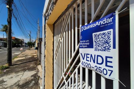 Casa à venda com 253m², 5 quartos e 4 vagasPlaca Instalada 
