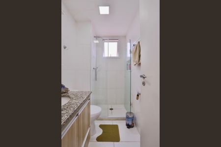 Apartamento à venda com 56m², 2 quartos e 1 vaga Apartamento à venda com 56m², 2 quartos e 1 vagaBanheiro