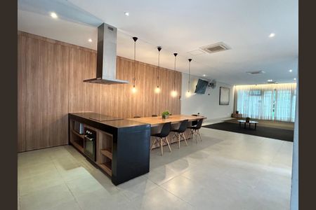 Apartamento à venda com 56m², 2 quartos e 1 vaga Apartamento à venda com 56m², 2 quartos e 1 vagaEspaço Gourmet