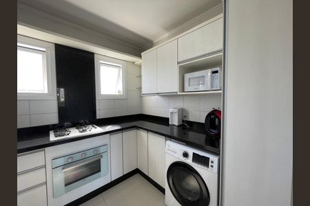 Apartamento para alugar com 63m², 2 quartos e 1 vaga