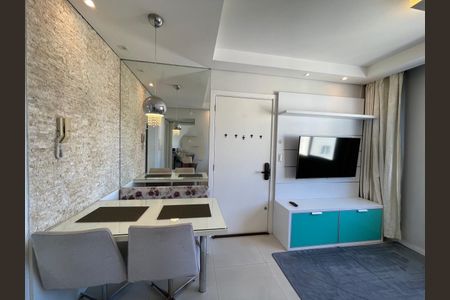 Apartamento para alugar com 63m², 2 quartos e 1 vaga