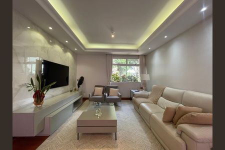 Apartamento à venda com 280m², 4 quartos e 3 vagasFoto 02