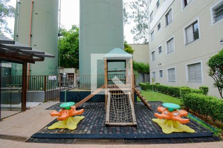 Apartamento à venda com 47m², 2 quartos e 1 vaga Apartamento à venda com 47m², 2 quartos e 1 vagaÁrea comum - Playground