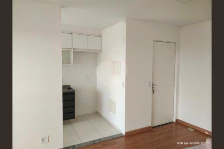 Apartamento à venda com 3 quartos, 60m² em Vila Satúrnia, Campinas