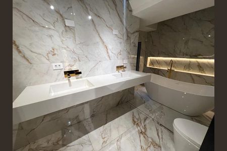 Casa à venda com 4 quartos, 240m² em Vila Santo Estevão, São Paulo