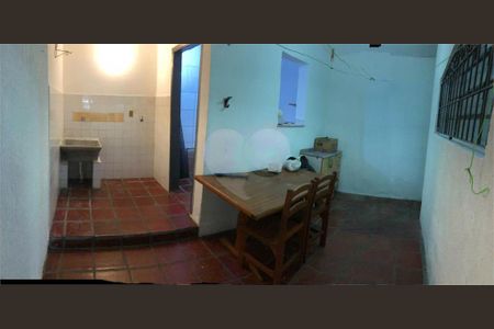 Casa à venda com 4 quartos, 125m² em Parque Jaçatuba, Santo André