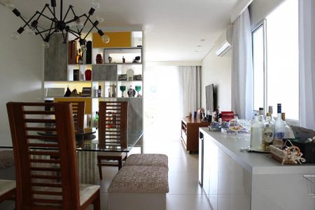 Casa à venda com 3 quartos, 118m² em Parque Monte Alegre, Taboão da Serra