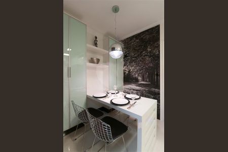 Apartamento à venda com 3 quartos, 147m² em Vila Alexandria, São Paulo