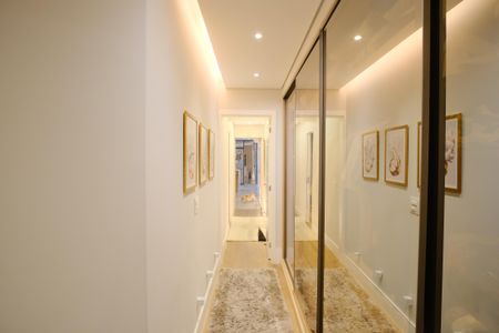 Apartamento à venda com 107m², 3 quartos e 2 vagasCloset da Suíte 1