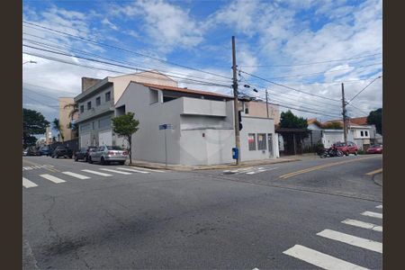 Casa à venda com 180m², 2 quartos e 1 vaga