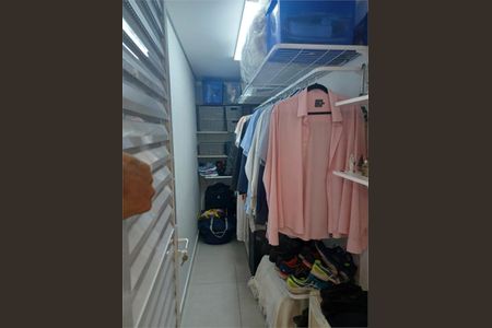 Casa à venda com 180m², 2 quartos e 1 vaga