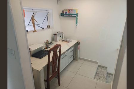 Casa à venda com 180m², 2 quartos e 1 vaga