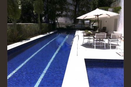 Apartamento à venda com 70m², 2 quartos e 2 vagas