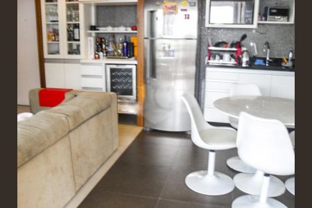 Apartamento à venda com 70m², 2 quartos e 2 vagas