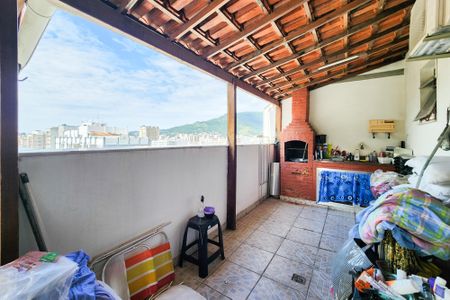 Apartamento à venda com 178m², 3 quartos e 2 vagasCobertura 