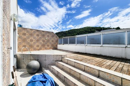 Apartamento à venda com 178m², 3 quartos e 2 vagasCobertura 