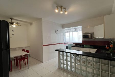 Apartamento para alugar com 110m², 2 quartos e 1 vaga Apartamento para alugar com 110m², 2 quartos e 1 vagaCozinha