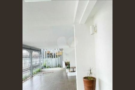 Casa à venda com 4 quartos, 248m² em Jaguaré, São Paulo