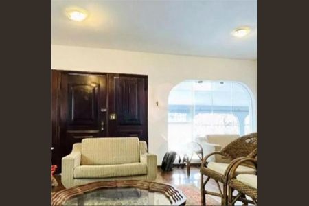 Casa à venda com 4 quartos, 248m² em Jaguaré, São Paulo