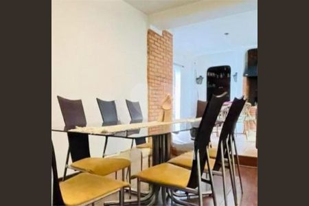 Casa à venda com 248m², 4 quartos e 1 vaga