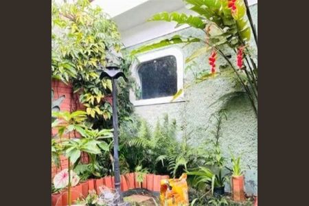 Casa à venda com 248m², 4 quartos e 1 vaga