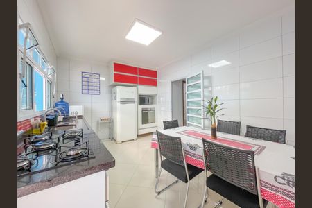 Casa à venda com 297m², 3 quartos e 5 vagasCozinha