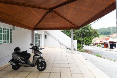 Casa de condomínio para alugar com 280m², 3 quartos e 4 vagas