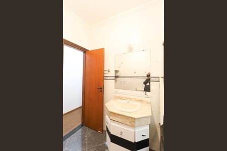 Casa de condomínio para alugar com 280m², 3 quartos e 4 vagas