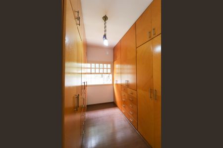 Casa de condomínio para alugar com 280m², 3 quartos e 4 vagas