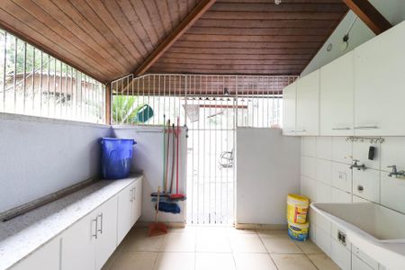 Casa de condomínio para alugar com 280m², 3 quartos e 4 vagas