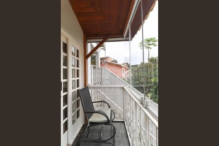 Casa de condomínio para alugar com 280m², 3 quartos e 4 vagas