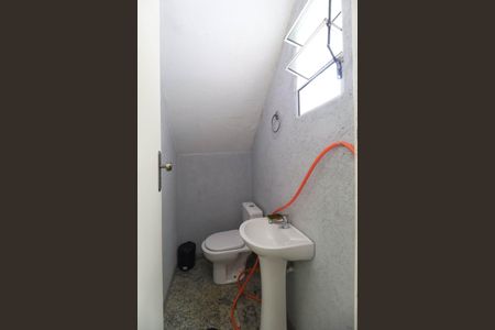 Casa de condomínio para alugar com 280m², 3 quartos e 4 vagas