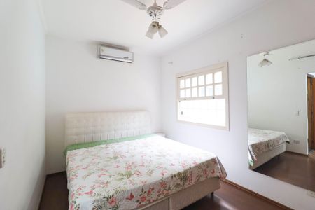 Casa de condomínio para alugar com 280m², 3 quartos e 4 vagas