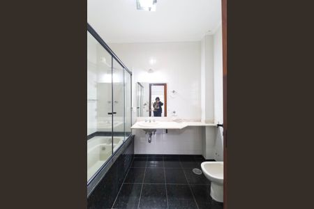 Casa de condomínio para alugar com 280m², 3 quartos e 4 vagas