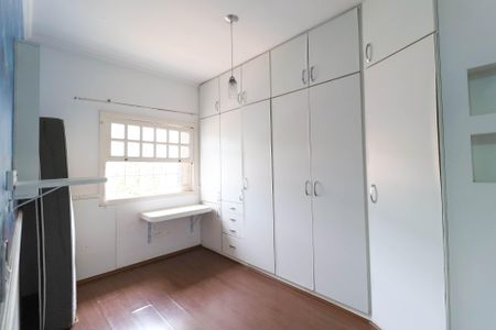 Casa de condomínio para alugar com 280m², 3 quartos e 4 vagas