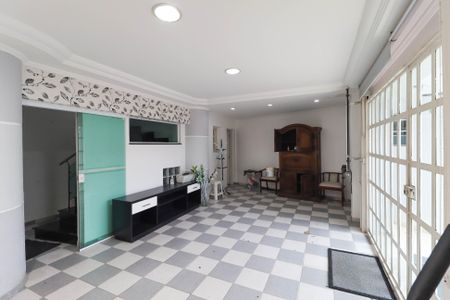 Casa de condomínio para alugar com 280m², 3 quartos e 4 vagas