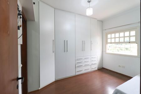 Casa de condomínio para alugar com 280m², 3 quartos e 4 vagas