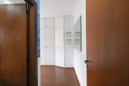 Casa de condomínio para alugar com 280m², 3 quartos e 4 vagas