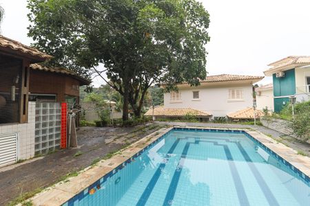 Casa de condomínio para alugar com 280m², 3 quartos e 4 vagas