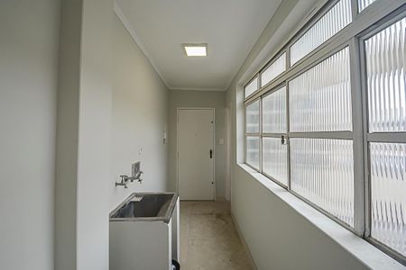 Apartamento à venda com 112m², 3 quartos e 1 vagaÁrea de Serviço