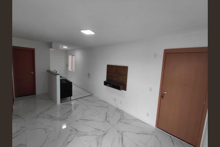 Sala de apartamento para alugar com 2 quartos, 45m² em Caucaia do Alto, Cotia