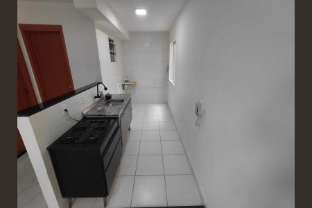 Cozinha de apartamento para alugar com 2 quartos, 45m² em Caucaia do Alto, Cotia