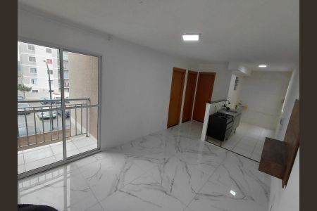Sala de apartamento para alugar com 2 quartos, 45m² em Caucaia do Alto, Cotia
