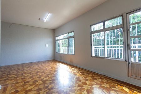 Sala de casa para alugar com 3 quartos, 150m² em Vila Nhocuné, São Paulo