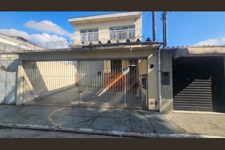 Fachada de casa para alugar com 3 quartos, 150m² em Vila Nhocuné, São Paulo
