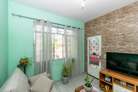 Sala de casa para alugar com 3 quartos, 138m² em Vila Kosmos, Rio de Janeiro